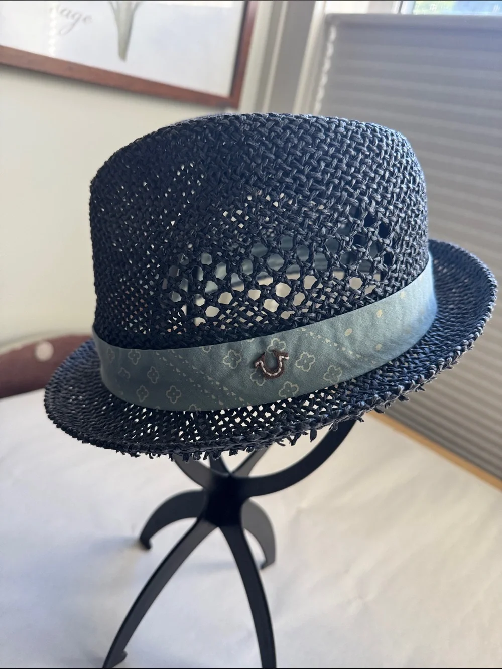 True Religion Fedora Straw Hat Mens S/M Navy blue banded paper Beach coastal